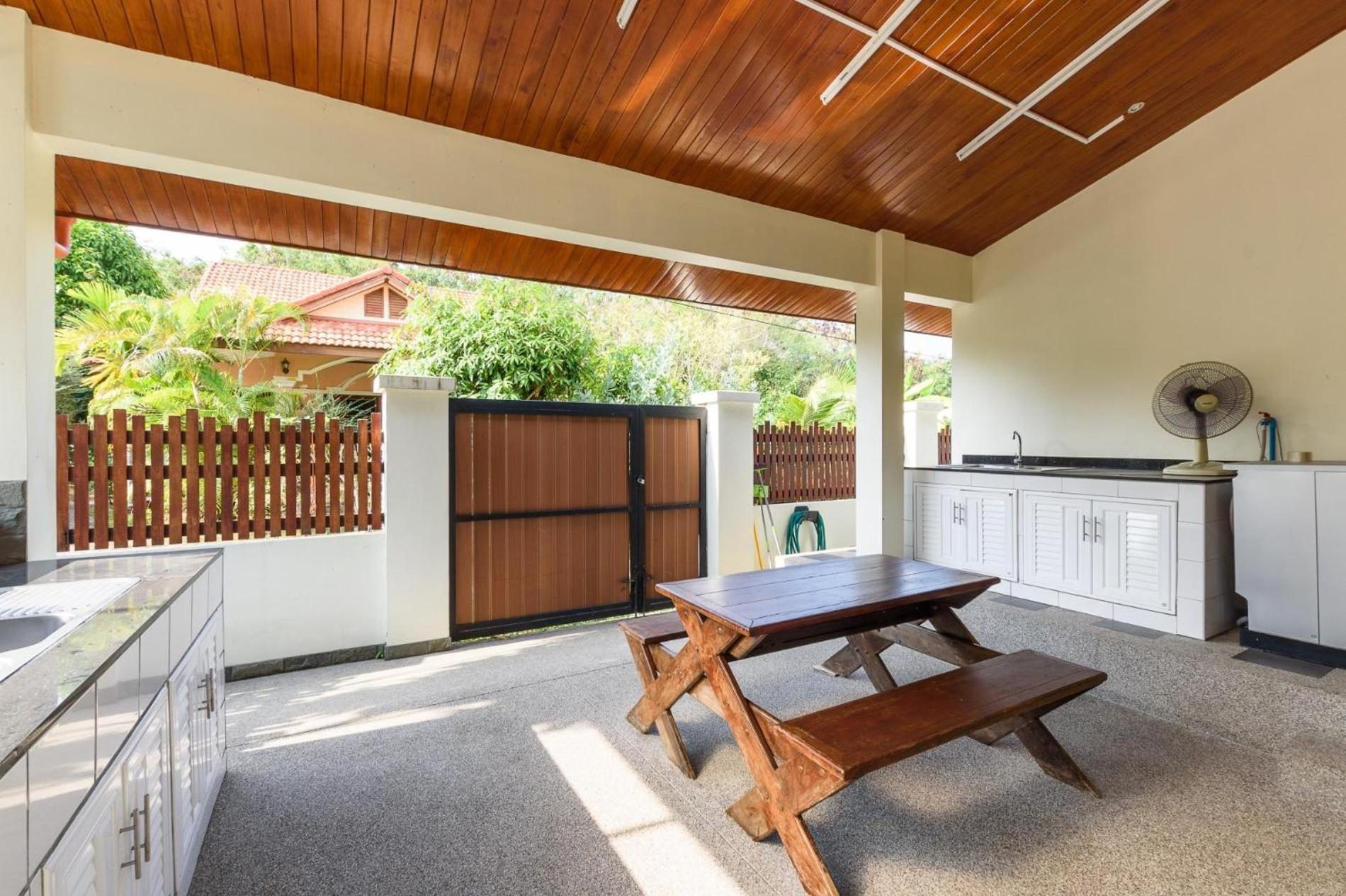 Amber Pool Villa Naiharn Rawai Exterior foto